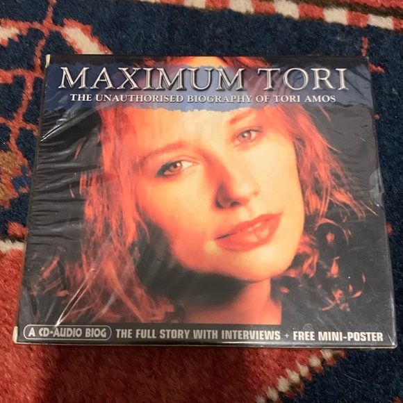 New and sealed Tori Amos Audio Biography CD - Picture 1 of 4
